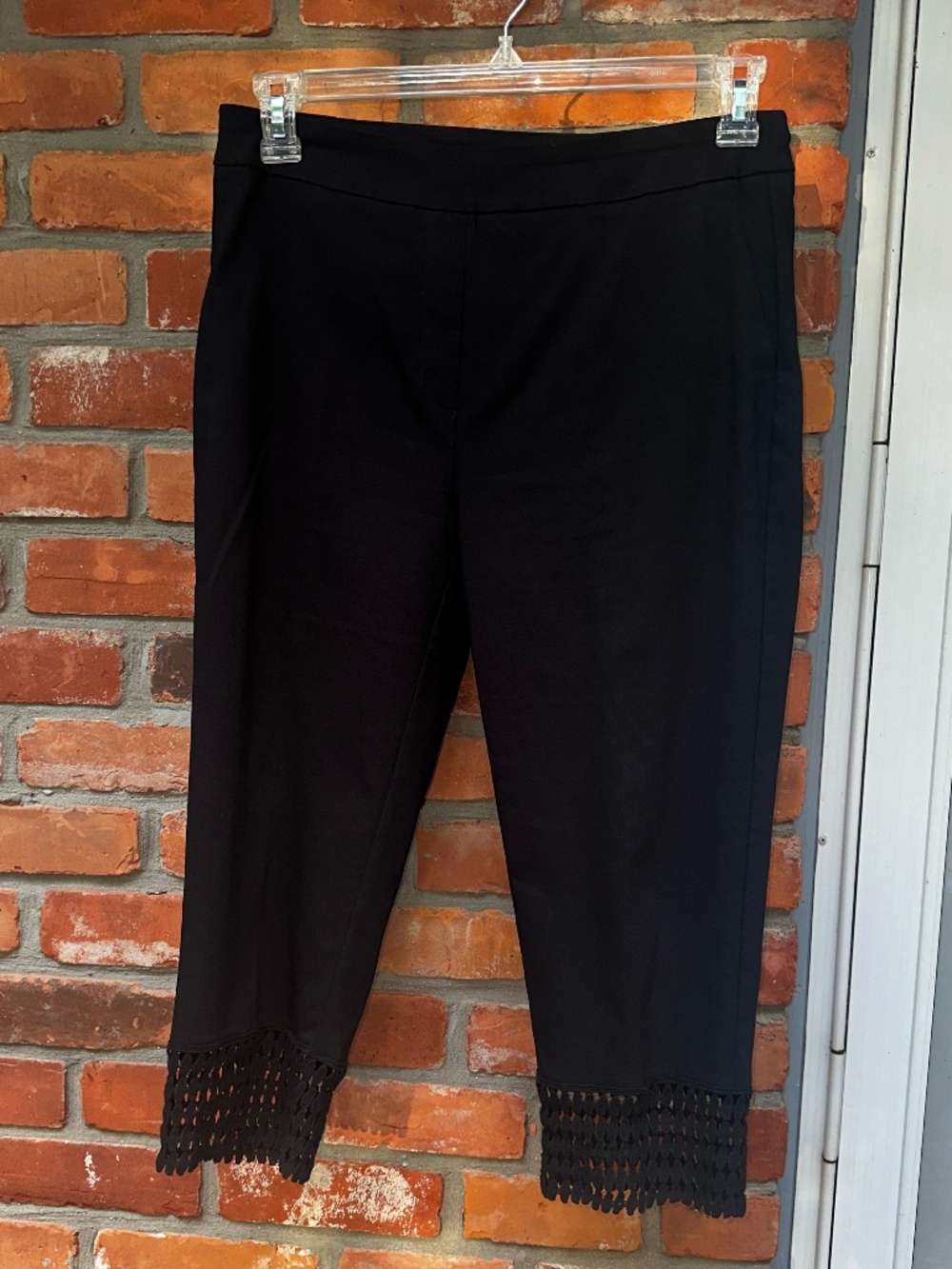 Zac & Rachel Petite 8 Black Capri with Laser-cut hem